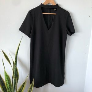 Revamped Keyhole Short Sleeve Black Dress